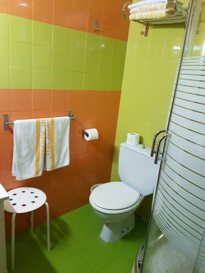 Hotel Fray Juan Gil อาเรวาโล ภายนอก รูปภาพ