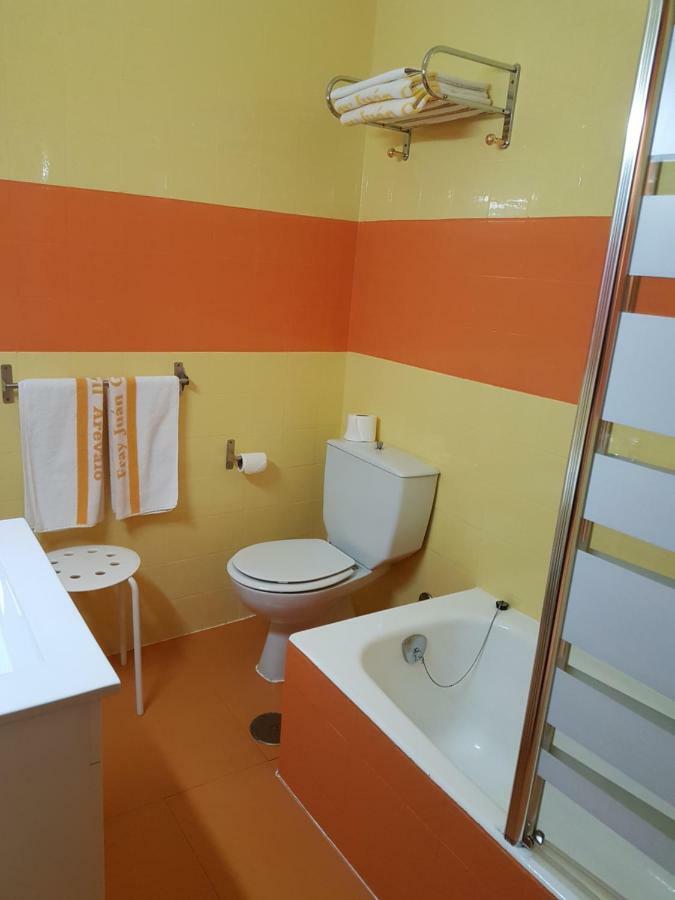 Hotel Fray Juan Gil อาเรวาโล ภายนอก รูปภาพ